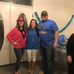 Meet your Posher, Noelle